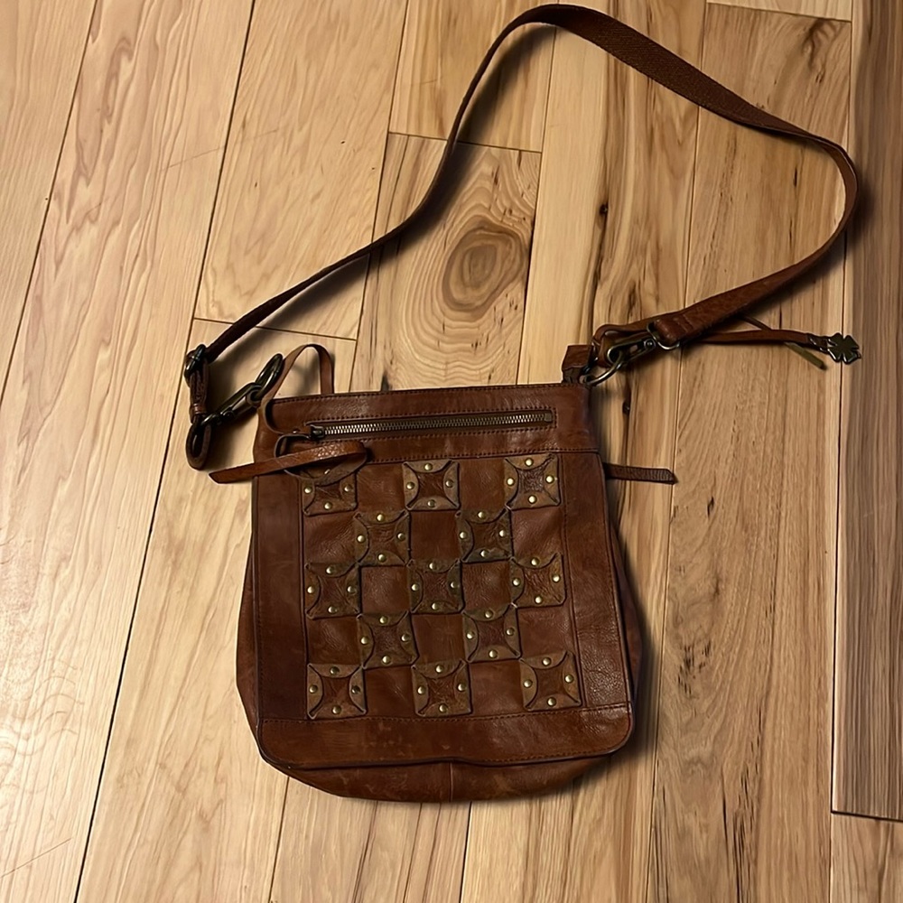 Lucky brand crossbody bag